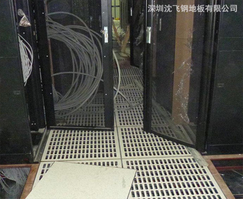 全鋼防靜電通風地板 全鋼防靜電通風地板